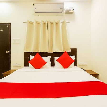 Oyo Flagship 30861 Hotel Velocity Vijay Nagar Indore Luaran gambar