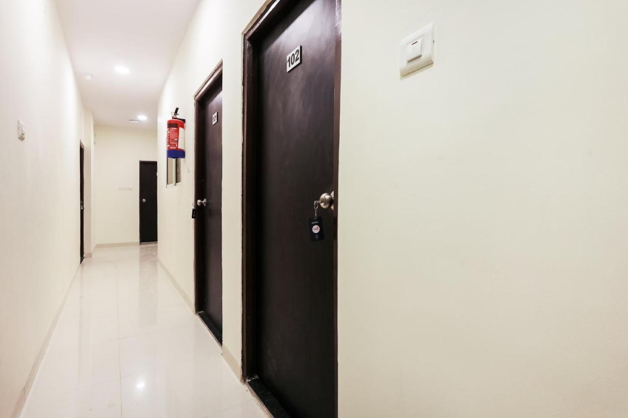 Oyo Flagship 30861 Hotel Velocity Vijay Nagar Indore Luaran gambar